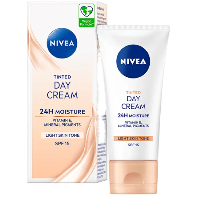 Nivea Tinted Day Cream Light SPF15 (50 ml)